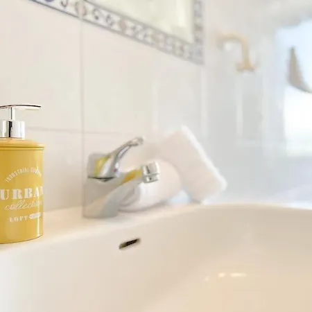 公寓 Casa Vista Mare Box Auto - 5' - Wifi